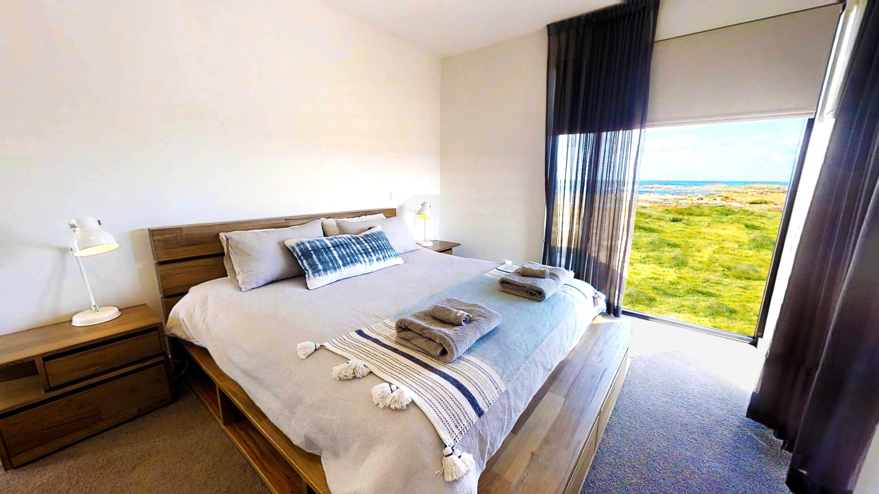 Luxury Accommodation — image 12