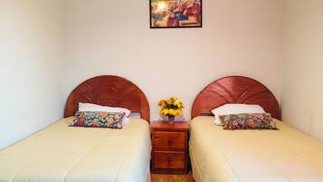 Double Room - 2 Beds | Wifi gratis y ropa de cama