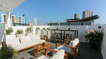 Sun deck