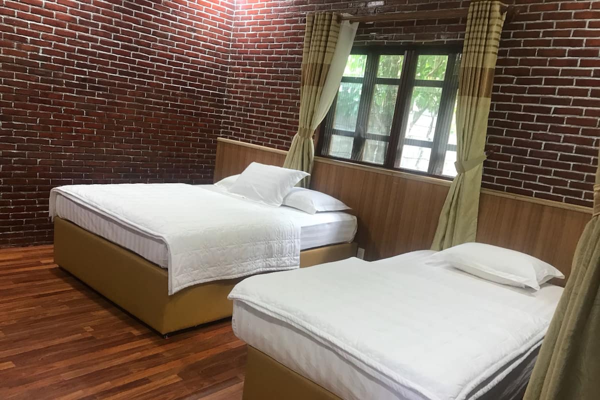 Comfort Triple Room