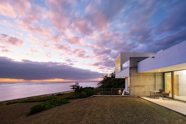 Terrace/patio - Villa de lOcéan by muse villas (Poste Lafayette)