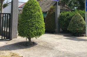 Property entrance - Thanh Tan Guesthouse (Vung Liem)