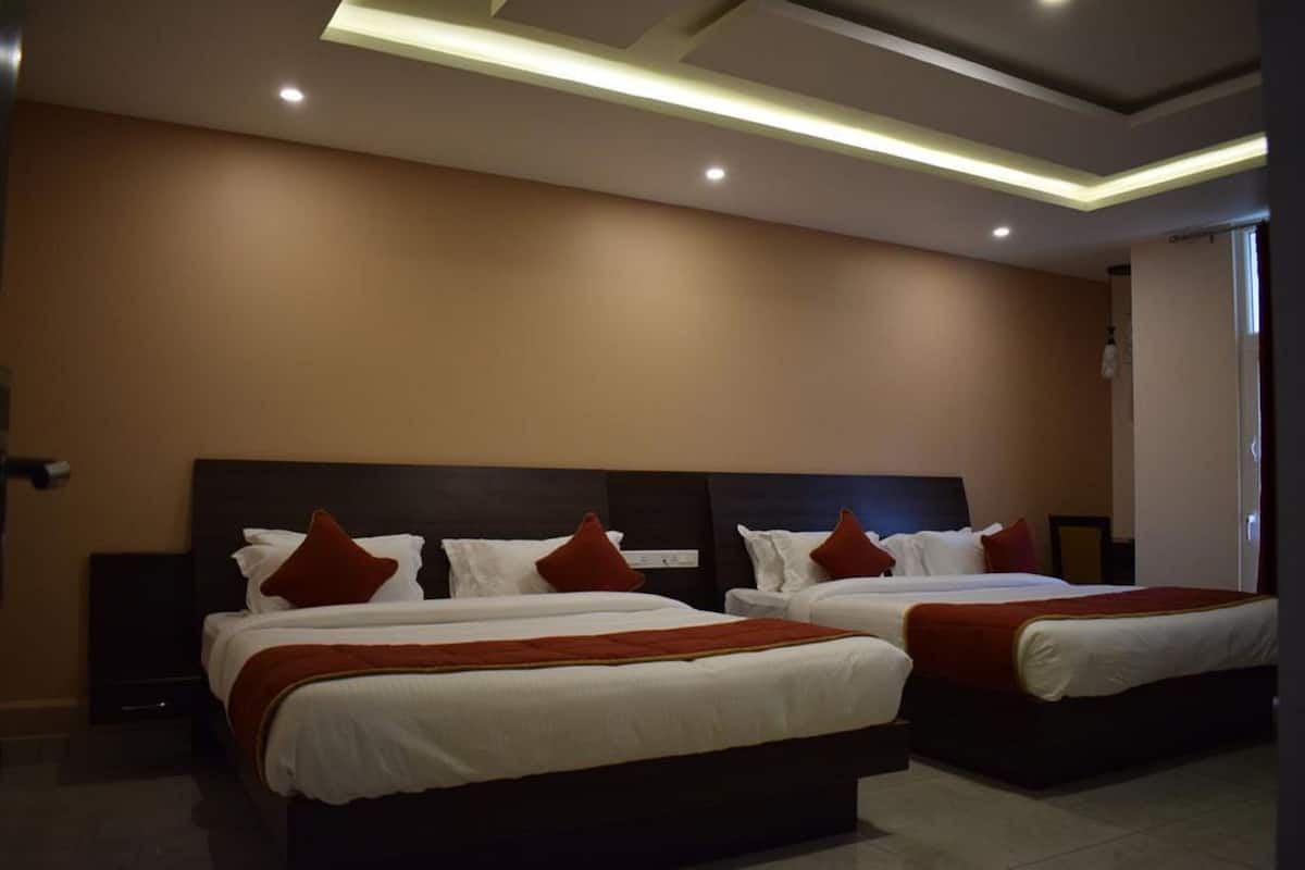 Royal Suite, 1 Double Bed, Non Smoking | Iron/ironing board (on request)