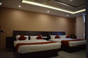 Suite Royal, 1 letto matrimoniale, non fumatori | Ferro/asse da stiro