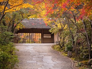 Front of property - UNZEN HANZUIRYO (Unzen)