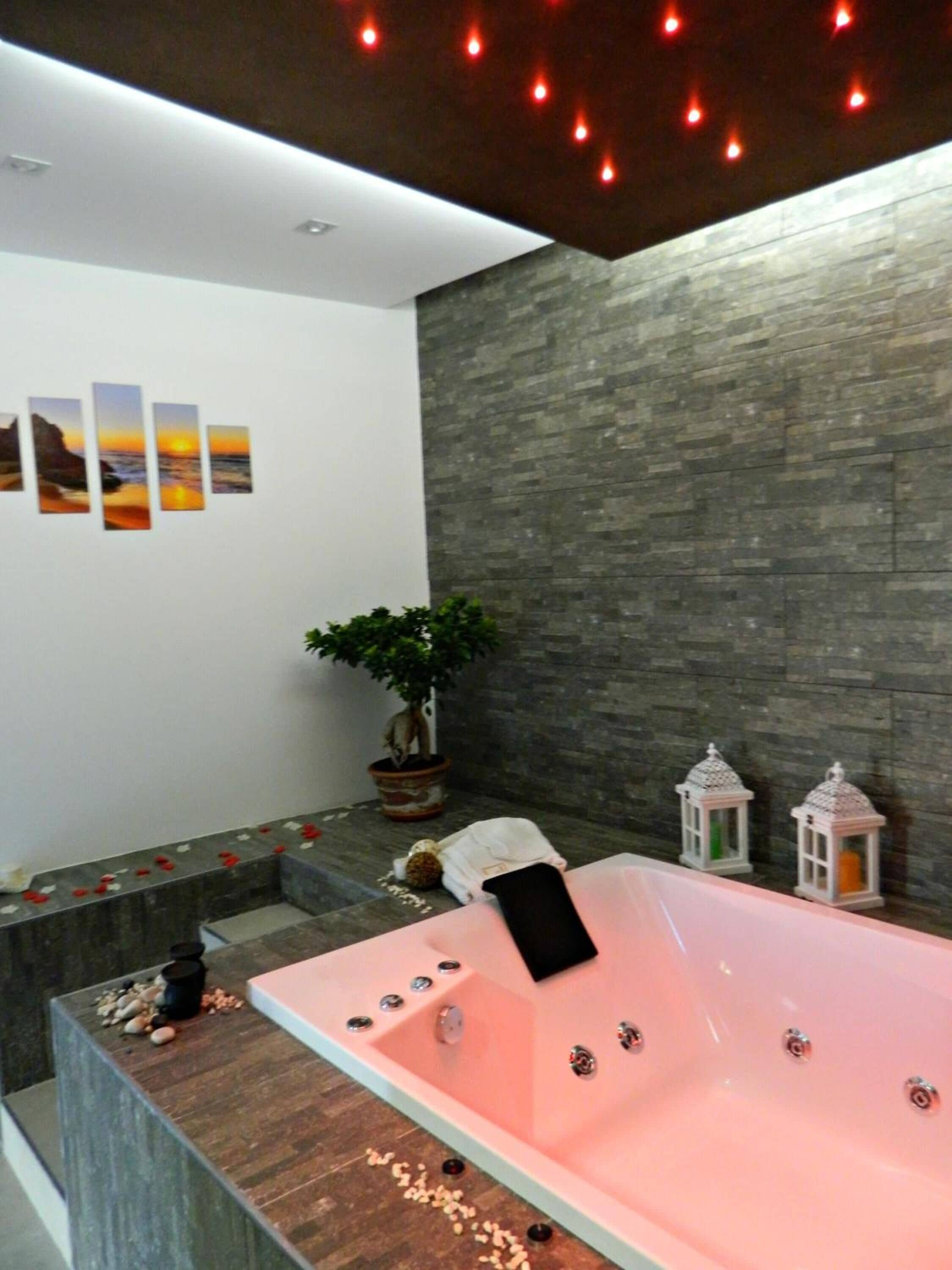 Dusche, Regendusche, kostenlose Toilettenartikel, Haartrockner