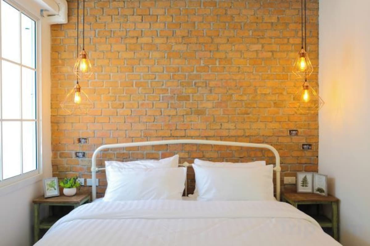 1 phòng ngủ, bộ đồ giường cao cấp, minibar, két bảo mật tại phòng 