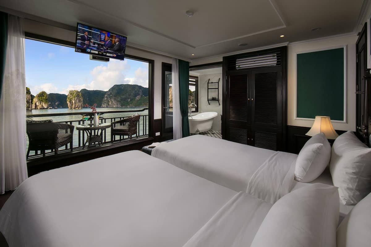 1 bedroom, minibar, in-room safe, desk