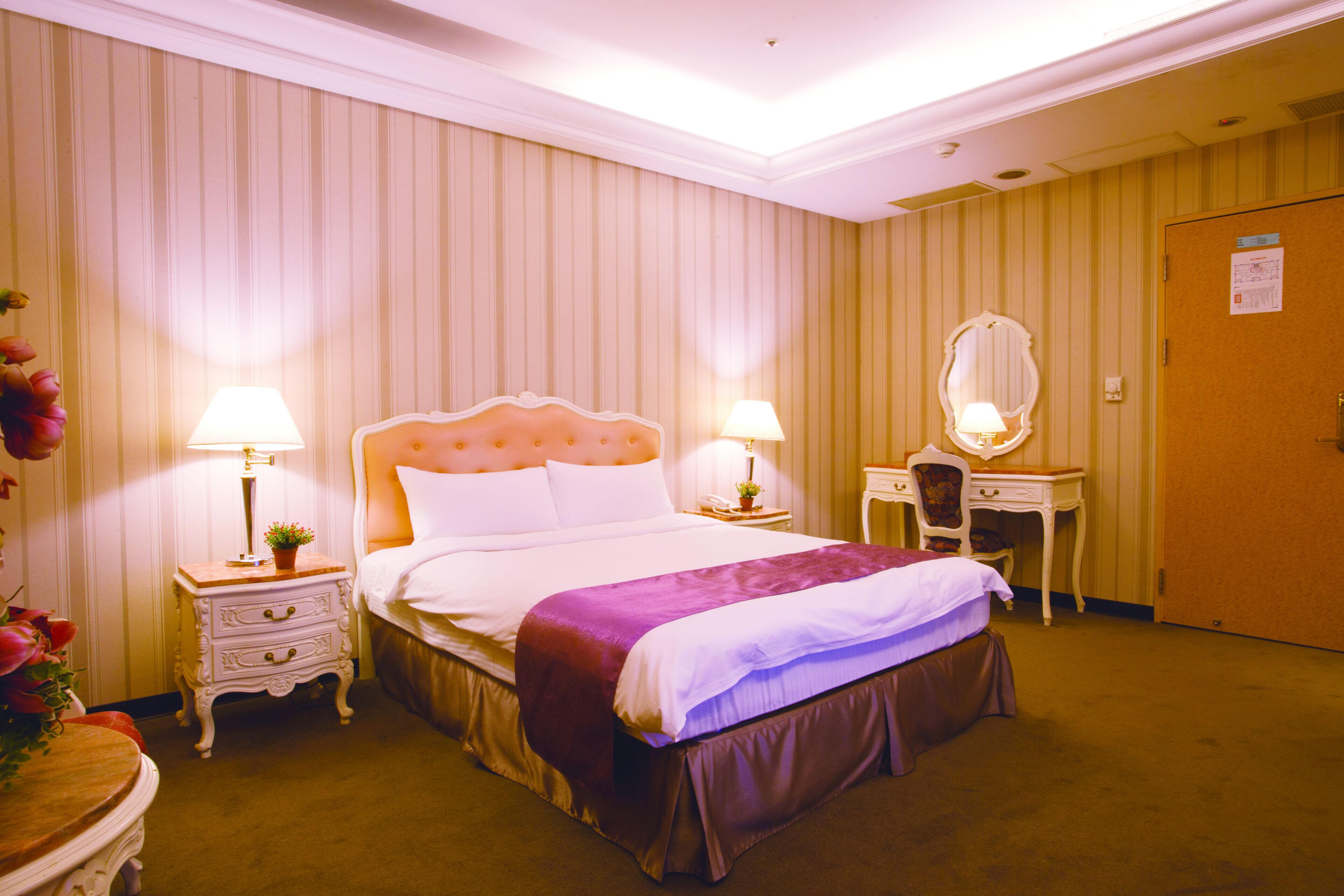 elite double room | desk, blackout curtains, soundproofing, free wifi