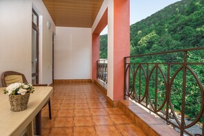 Family Suite | Terrace/patio - Ariana Family Hotel (Dilijan)