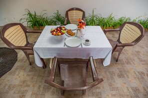 Desayuno continental incluido todos los días 