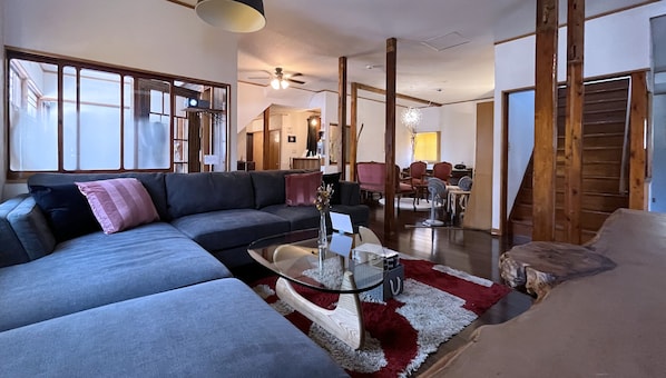 Casa de estilo japonés, 5 habitaciones, para no fumadores | Área de sala de estar