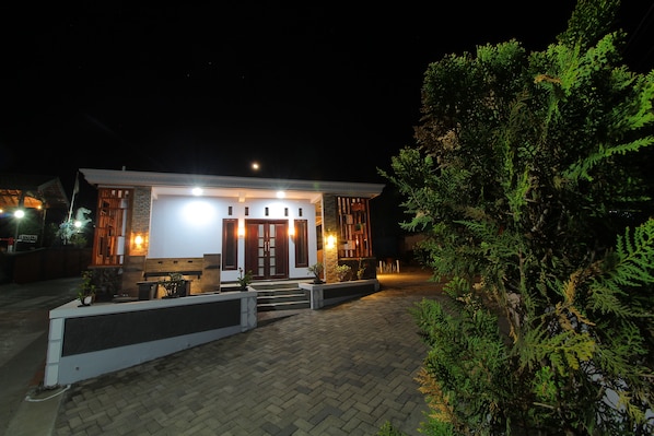 Front of property – evening/night