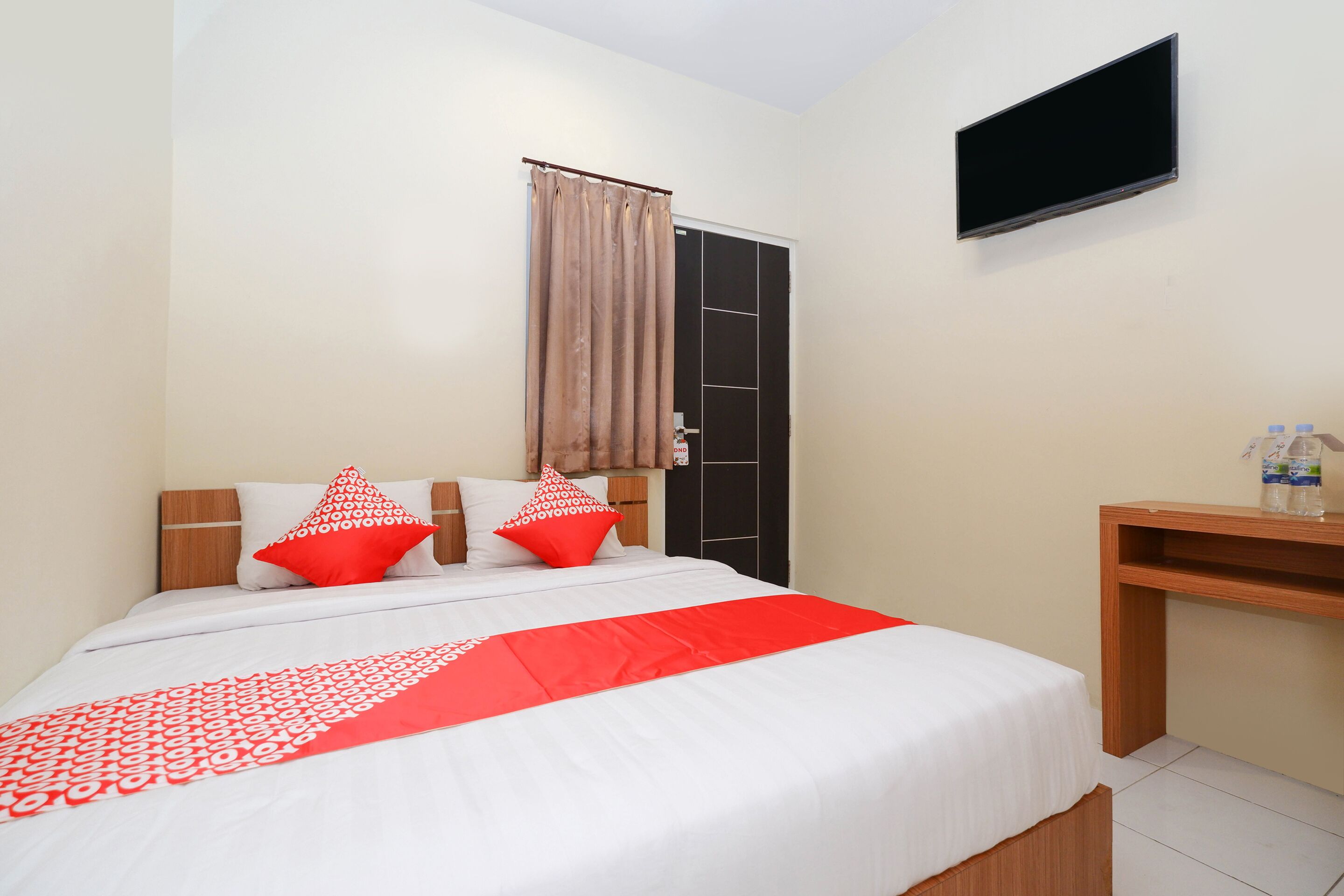 Deluxe Double Room | Desk, free WiFi, bed sheets
