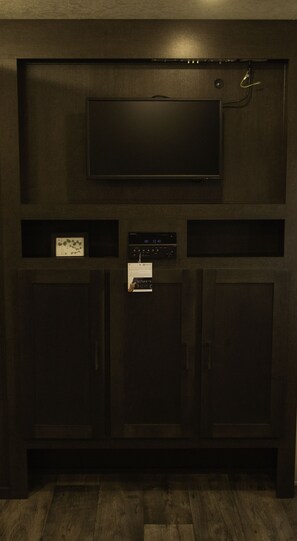 Television - Natural farm ZAMPA (Yomitan)