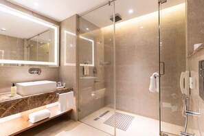 Shower, rainfall showerhead, towels