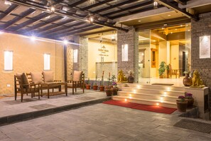 Property entrance - Hotel Mala Pokhara (Pokhara)