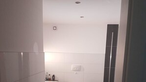 Bathroom - Apartments in Castrop-Rauxel (Castrop-Rauxel)