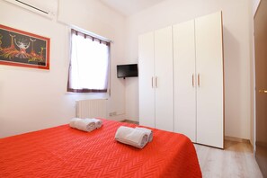 Apartment | Room amenity