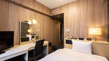 Cortinas blackout, insonorización y tabla de planchar con plancha