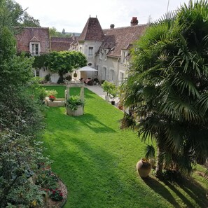 Aerial view - Le Puits d'Athie (Appoigny)