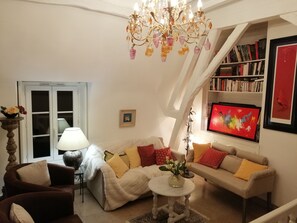 Interior - Le Puits d'Athie (Appoigny)