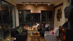 Interior - Chalet Mestia (Mestia)