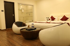 Elite-Studio, 1 King-Bett, Nichtraucher | Bettwäsche aus ägyptischer Baumwolle, hochwertige Bettwaren