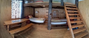 Iron/ironing board, free WiFi, bed sheets