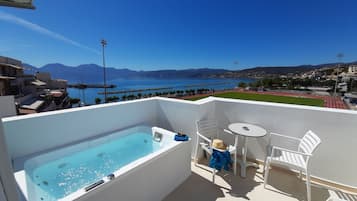 Deluxe Double Room, Outdoor Jacuzzi Sea View | Privat boblebad