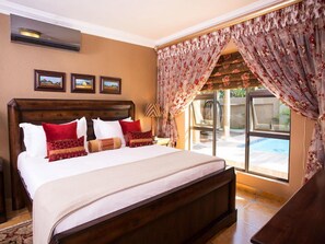 Superior Room | Individually decorated, individually furnished, desk, soundproofing - Elegant and Exclusive Boutique Guesthouse (Gaborone)