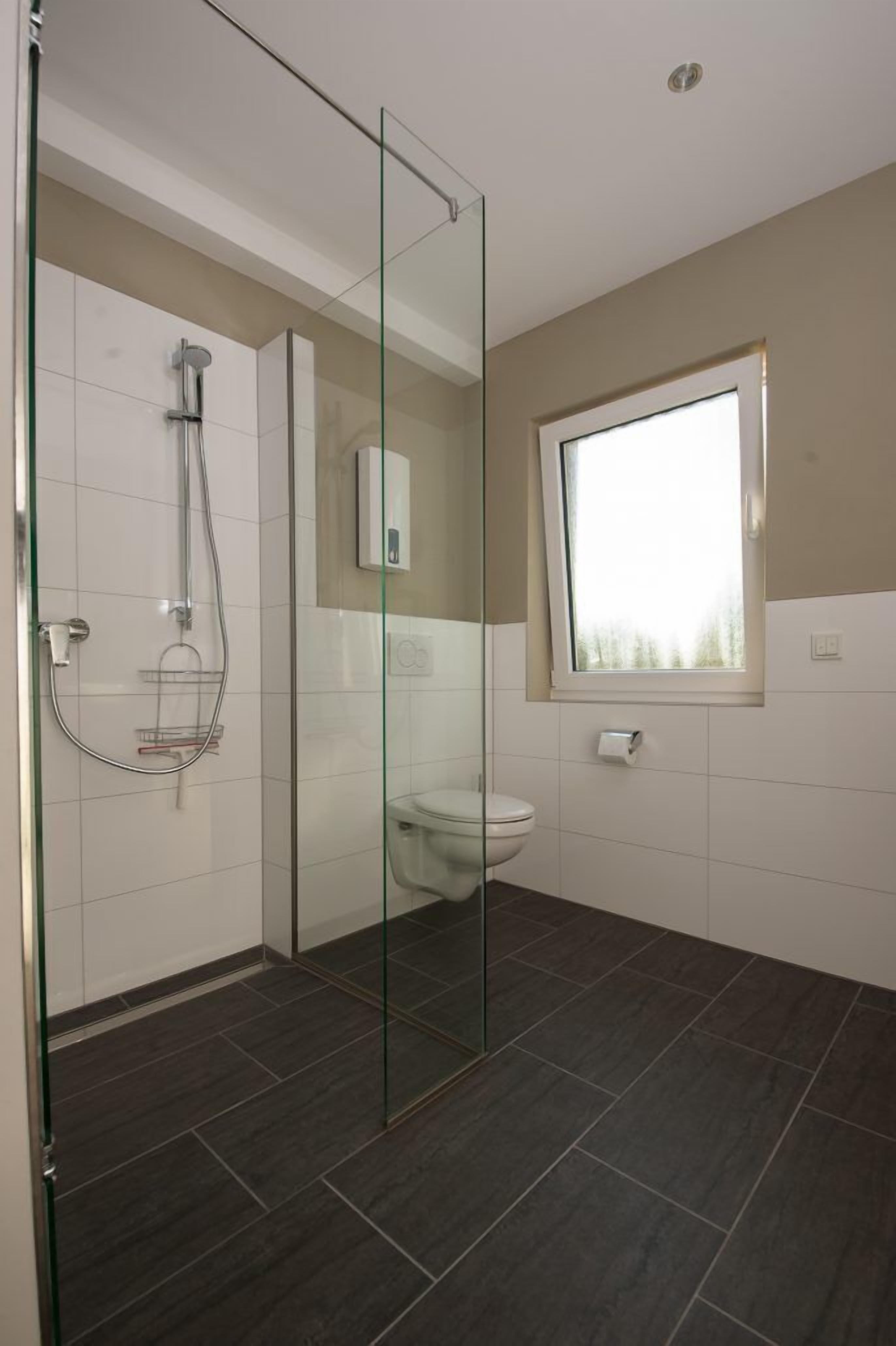 Doppelzimmer, Terrasse | Badezimmer | Dusche, Haartrockner, Handtücher