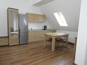 Superior Apartment, Multiple Beds | Private kitchenette - HB Brilliant (Brasov)
