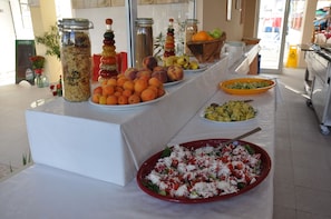 Free daily English breakfast - Hotel BelleVille (Sunny Beach)