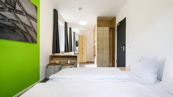 Bed sheets, wheelchair access