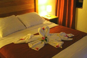 1 bedroom, premium bedding, minibar, in-room safe