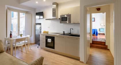 Regis Condo