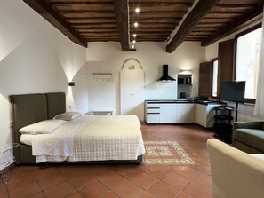 华丽开间, 花园景观 | 防过敏的被褥、记忆海绵床垫、客房内保险箱、特色装修