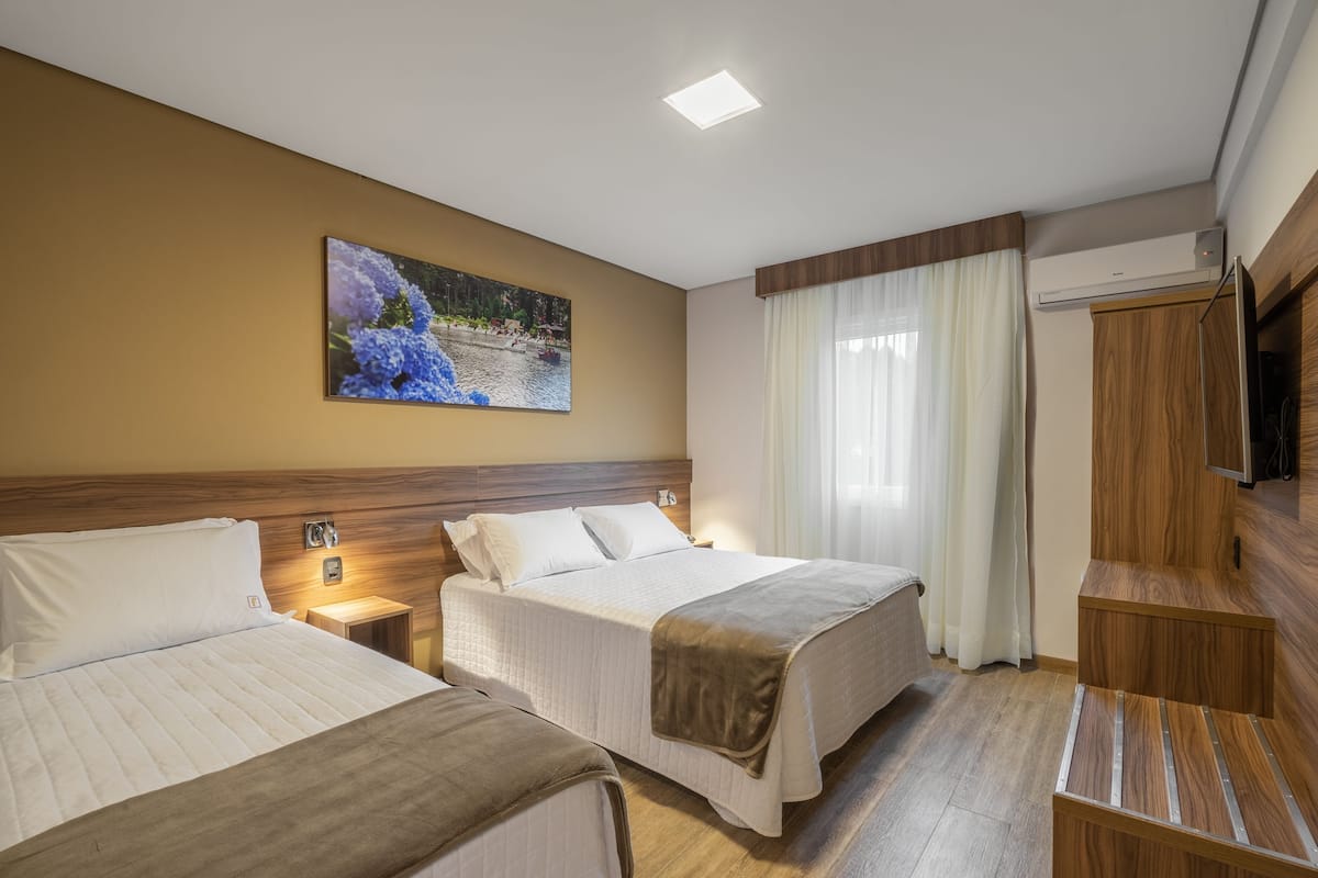 In-room safe, desk, soundproofing, free WiFi