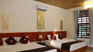 Family Room, Garden View | Minibar, desk, soundproofing, iron/ironing board (on request) - Phuc Hung Homestay (Hoa Lu)