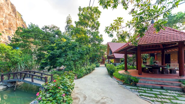 Exterior detail - Phuc Hung Homestay (Hoa Lu)