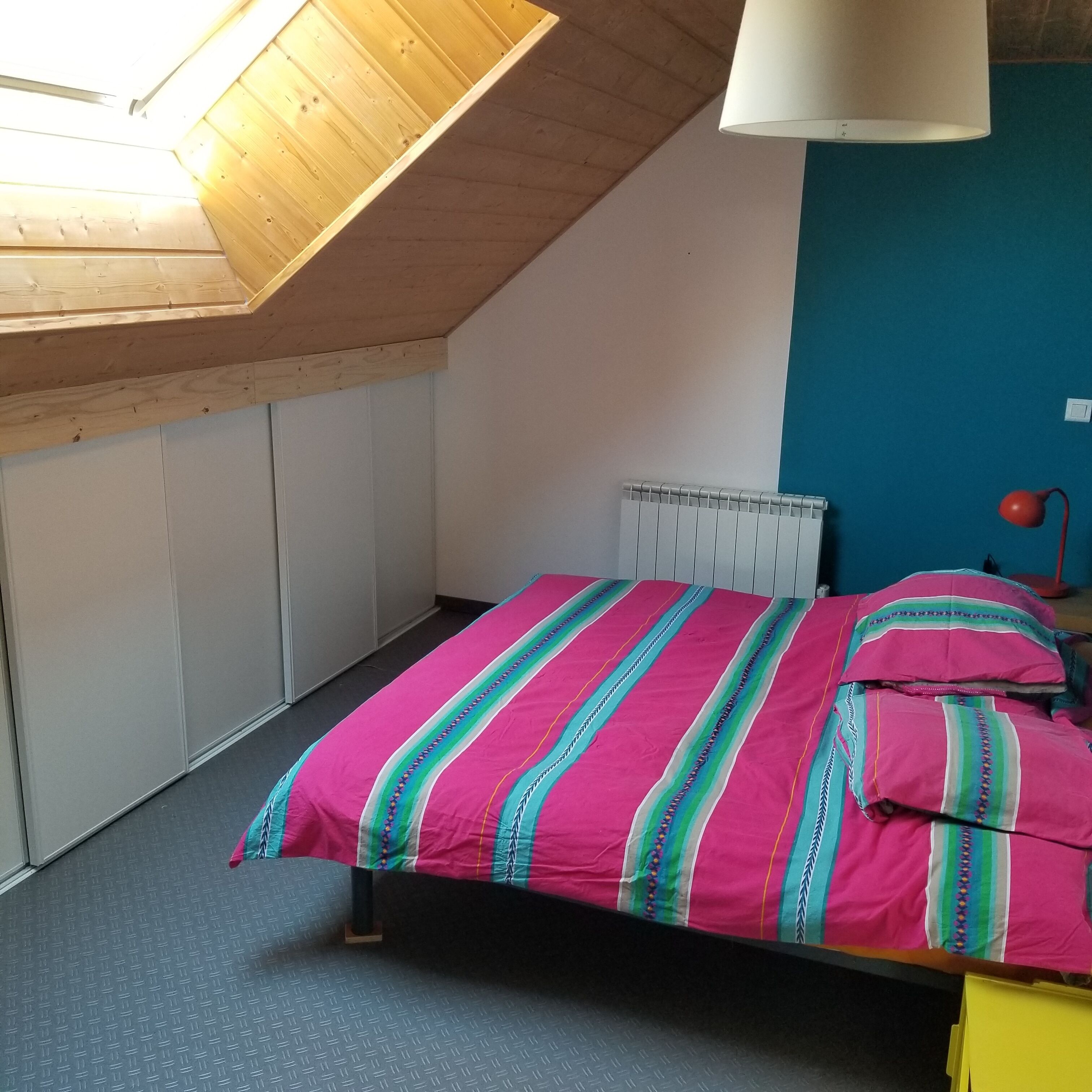 5 chambres, fer et planche à repasser, Wi-Fi gratuit