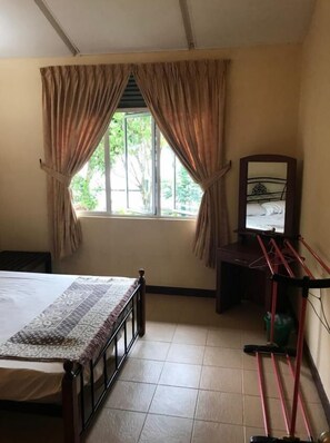 Phòng Deluxe, 1 giường đôi, không hút thuốc | Truy cập Internet không dây miễn phí 