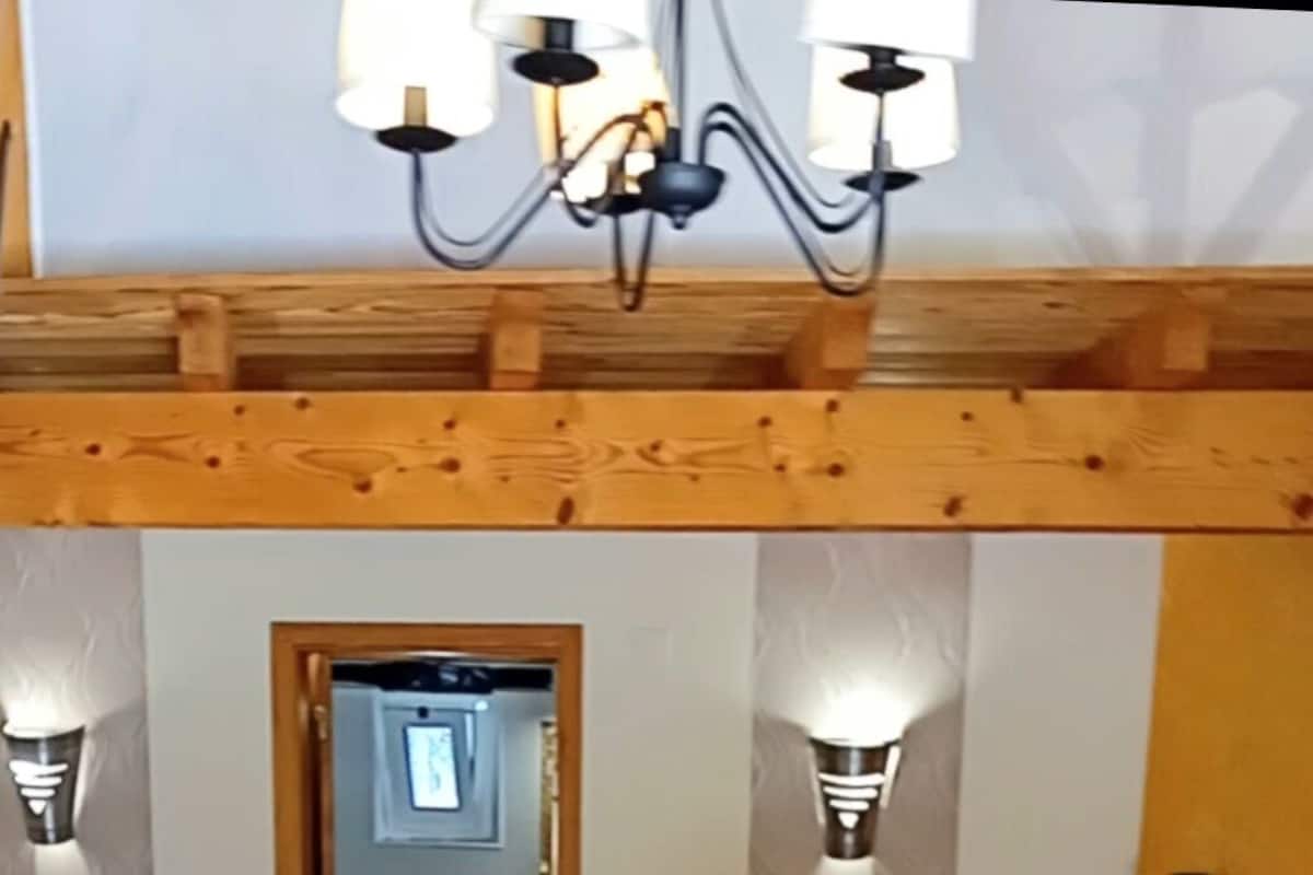 Decoración personalizada, muebles diferentes y escritorio