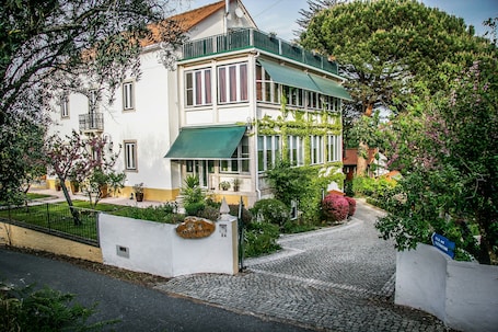 Exterior. Vila dos Castanheiros