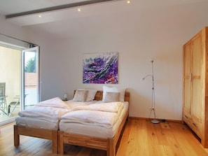 Suite | In-room safe, desk, free cots/infant beds, rollaway beds - Landgasthof Sonne (Ruemmingen)