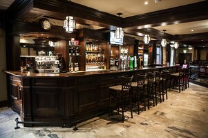 Bar (en la propiedad)