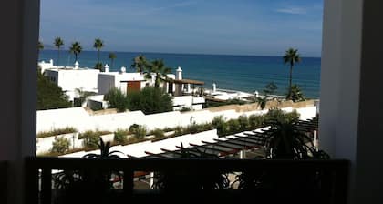 Marina Beach CHW Apartment