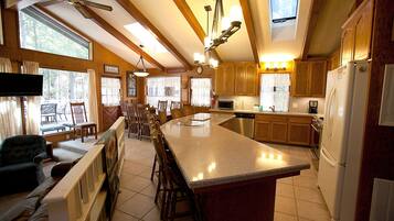 Family Cabin, 5 Bedrooms (5 Bedrooms) | Private kitchen | Full-size fridge, microwave, oven, stovetop