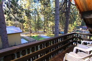 Family Cabin, 3 Bedrooms (3 Bedrooms) | Terrace/patio - Meadow View (Yosemite National Park)